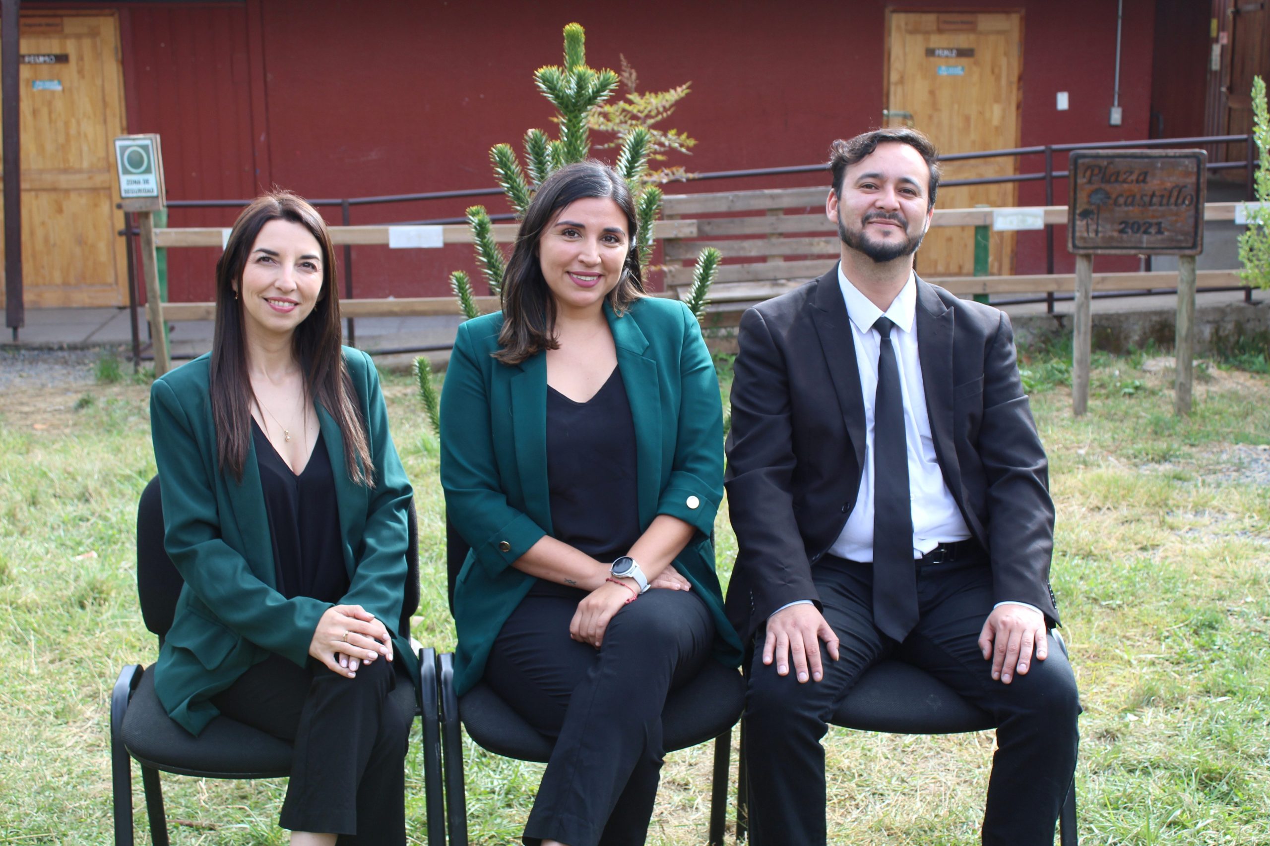 Foto General del Equipo Directivo de la Escuela José Miguel Carrera